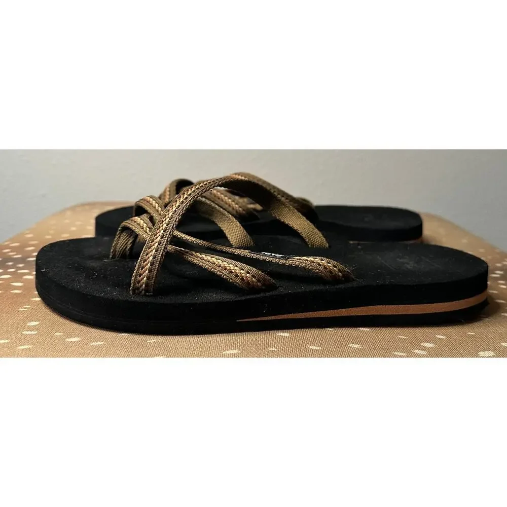 NWOT TEVA Olowahu Flip Flops in Brown Size 8